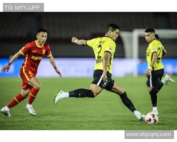 成都足球队中路突破革新探索新战术引领未来发展之路 成都足球队中路突破革新探索新战术引领未来发展之路