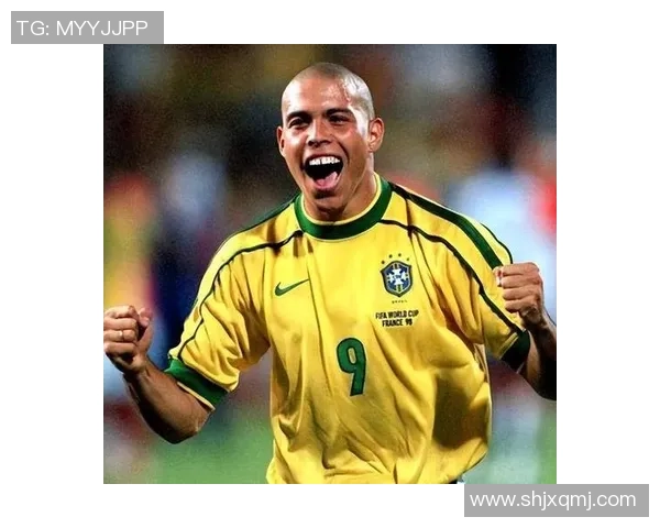 早年国际足球明星的辉煌岁月与传奇故事回顾