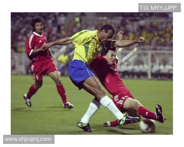 足球明星精彩瞬间视频集锦让你领略球场风采与激情对决